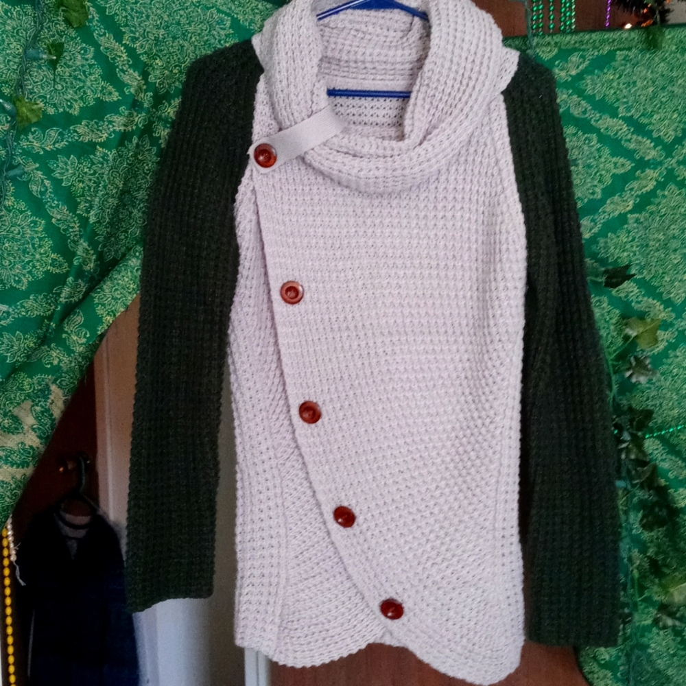 Cowl neck sweater with buttons